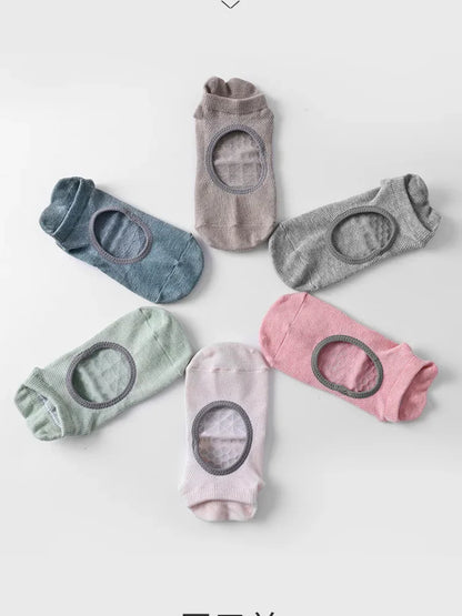 GymJoy's Non-Slip Cotton Sports Socks – Perfect for Yoga, Pilates, and Fitness